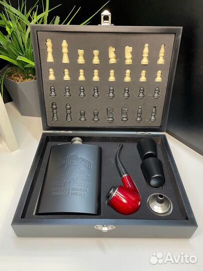 Подарочный набор для мужчин (фляжка/шахматы)