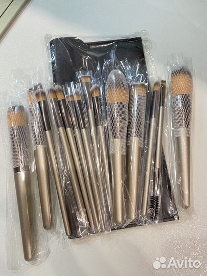 Набор кистей для макияжа новый