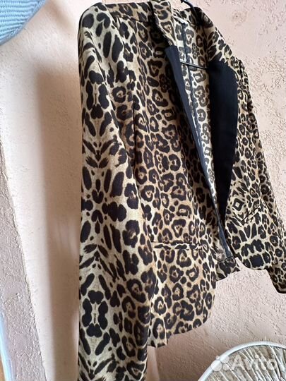 Пиджак женский леопардовый 40-42