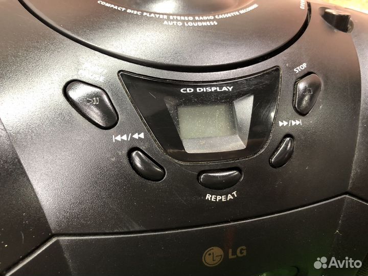 Z.8533 бумбокс lgcd-323 AX