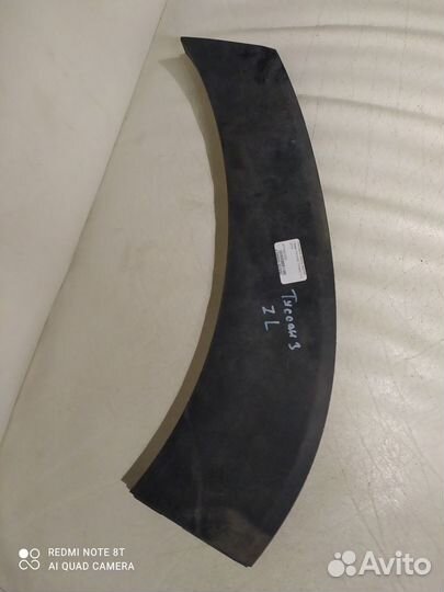 Накладка крыла задняя левая Hyundai Tucson 3