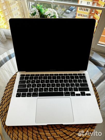 Apple macbook Air 13 2020 m1