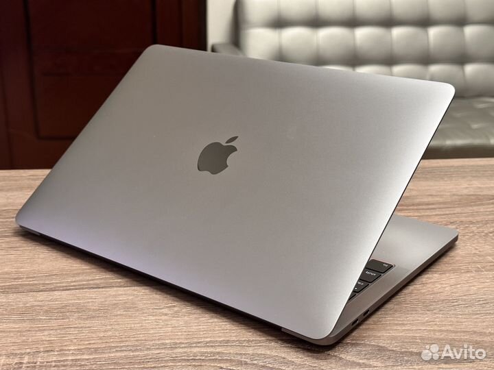 MacBook Pro 13 2018 Core i5/8Gb/512Gb/4USB-C