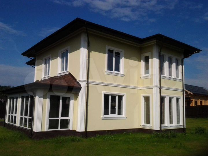 Дом 226 м² на участке 12 сот.