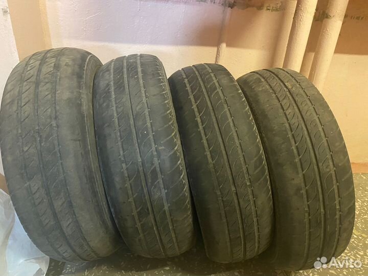 Kumho Power Star 758 175/65 R14 82