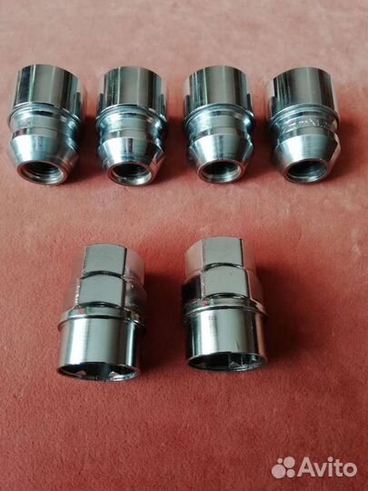 Колёсные гайки секретки