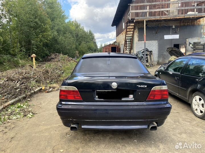 Bmw e38 в разборе