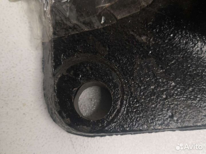 Кронштейн крепления рулевого механизма 2217