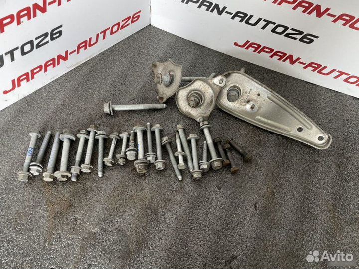 Комплект болтов подвески Bmw 5 Серия E60 N52B25