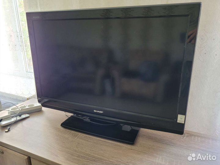 Телевизор Sharp Aquos LC-32DH510E