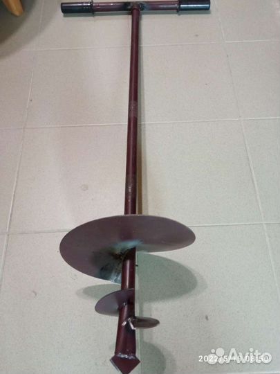 Усиленный бур ручной земляной