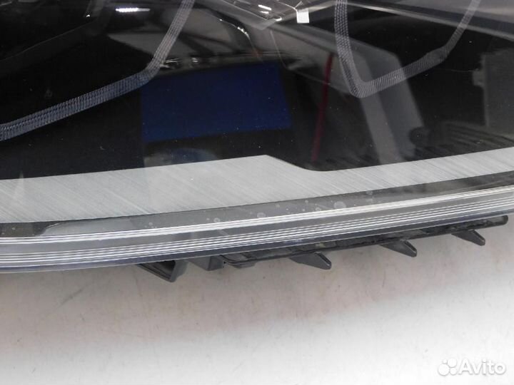 Фара правая BMW X2