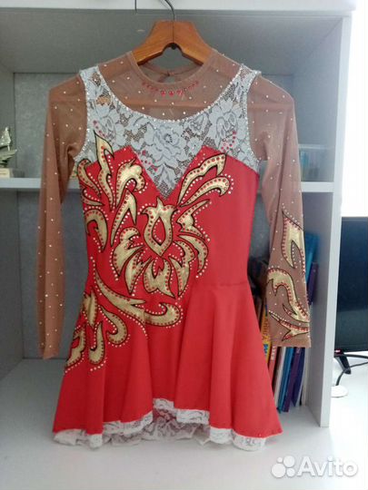 Платье для фигурного катания