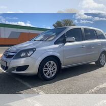 Opel Zafira 1.8 MT, 2011, 221 000 км, с пробегом, цена 840 000 руб.