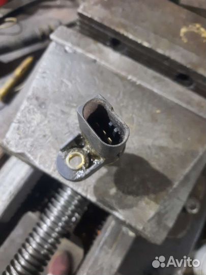 Датчик распредвала bmw e46 m43