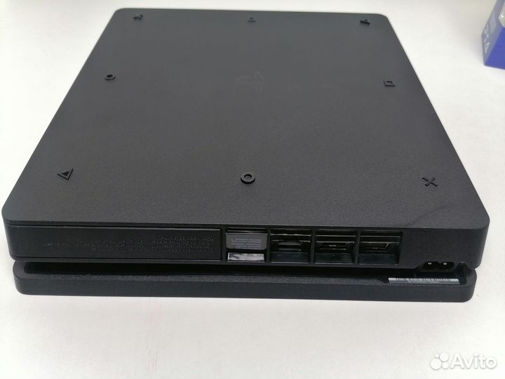 PS4 Slim +2джоя, игры
