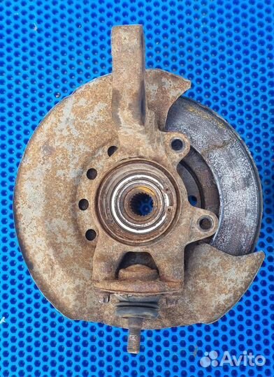 Кулак поворотный LADA kalina 1.6