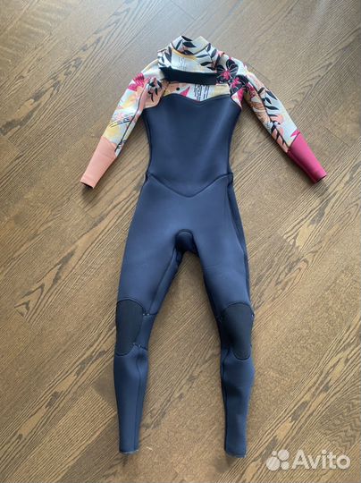 Гидрокостюм Roxy 3.2mm размер 6