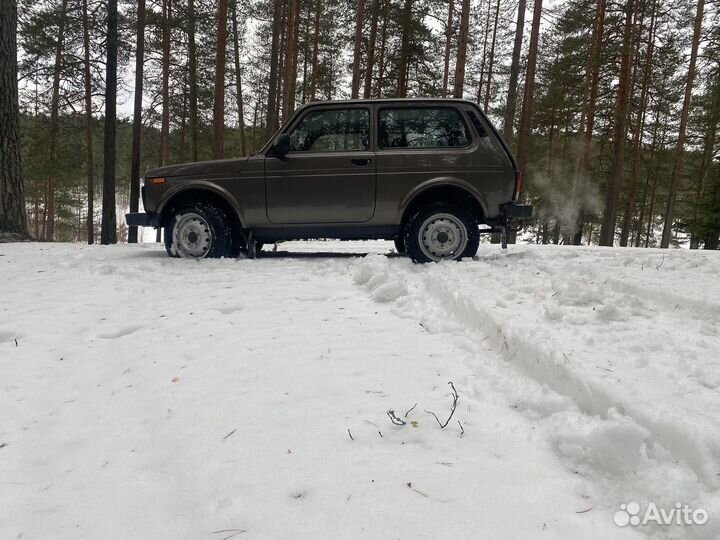 LADA 4x4 (Нива) 1.7 МТ, 2021, 58 200 км
