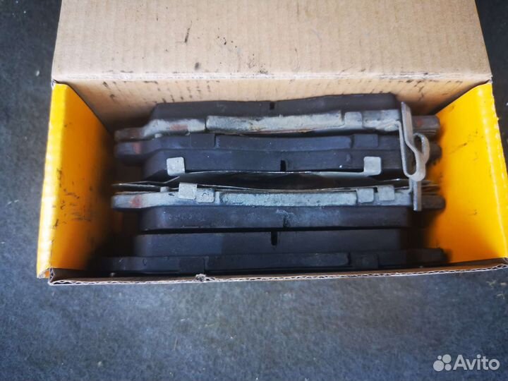 Тормозные колодки комплект Honda