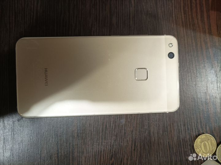 Телефон Huawei p10 lite