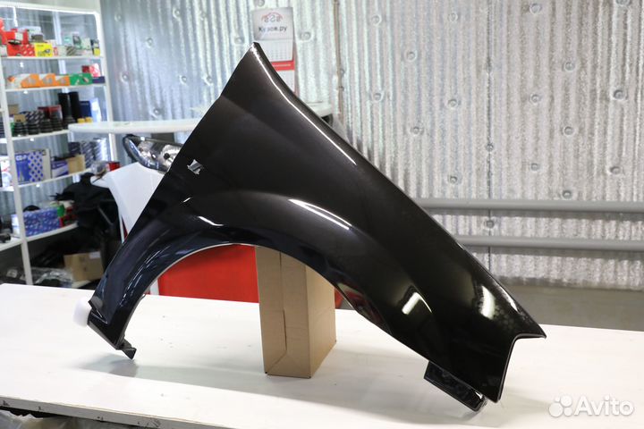 Крыло правое Лада Ларгус цвет 676 черная жемчужина