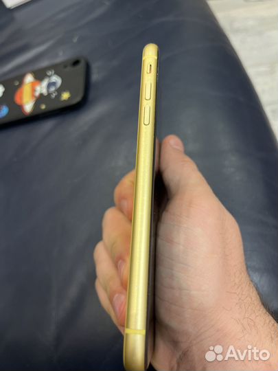 iPhone Xr, 64 ГБ