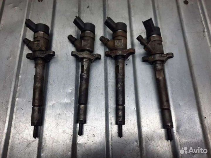 Форсунка Ford Focus 2 Restailing хэтчбек 1.6 2008