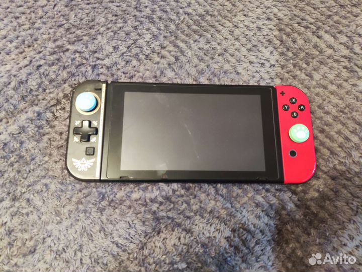 Nintendo switch прошитый + 64Gb SD