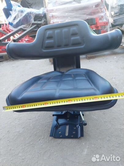 Сиденье с подлокотником