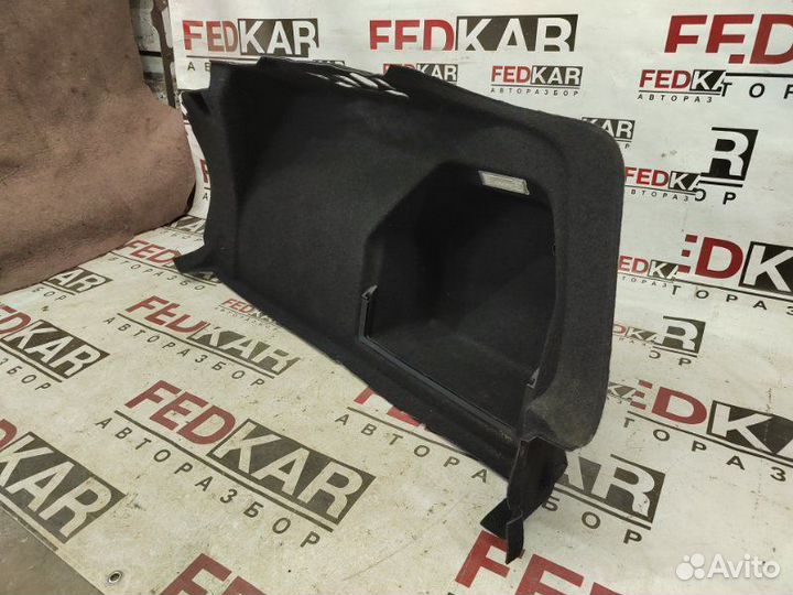 Обшивка багажника правая Volkswagen Passat B7 CDA