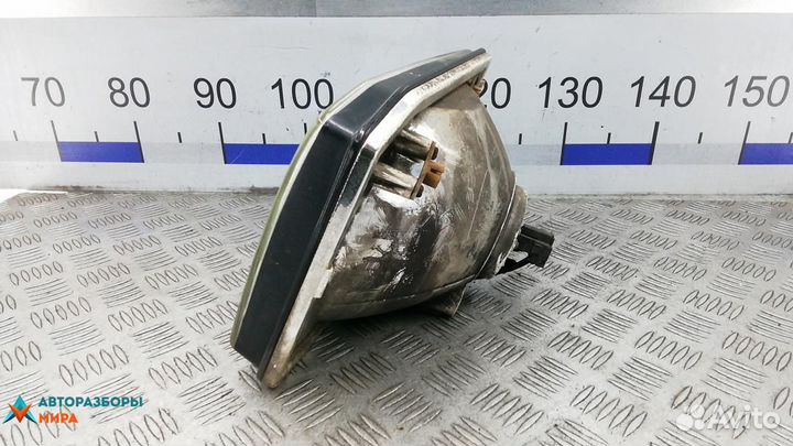 Фара правая Land Rover Discovery 2 2001