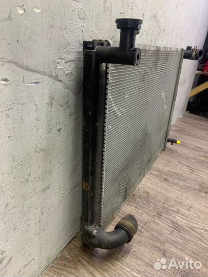 Радиатор двс Lexus Rx400H внедорожник 2006