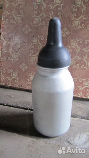 Бутылка с соской, поилка для животных