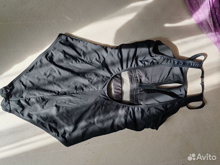 Купальник слитный утягивающий