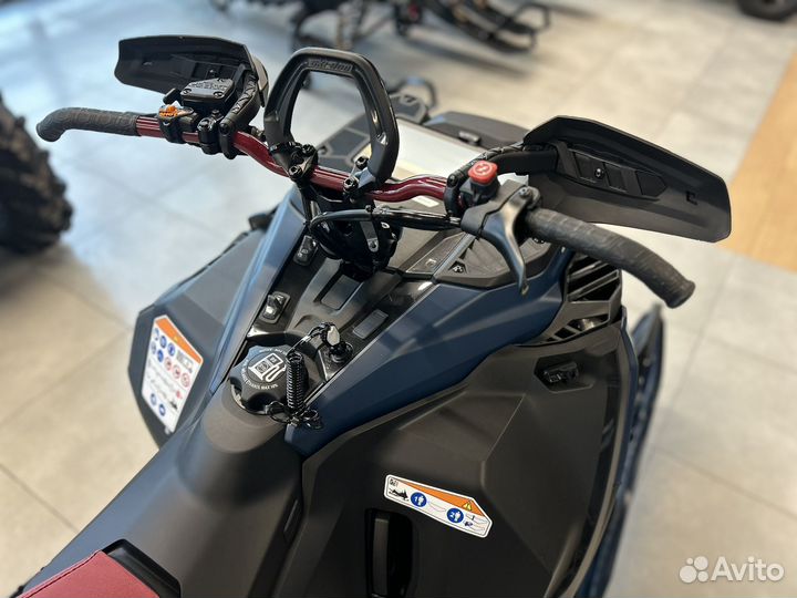 2025 BRP Ski-Doo G5 Summit expert 850TurboR