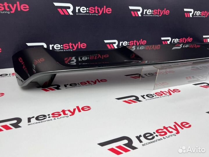 Спойлер Mitsubishi Lancer X Темно-Серый