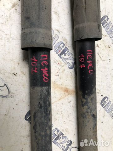 Задние стойки peugeot 107