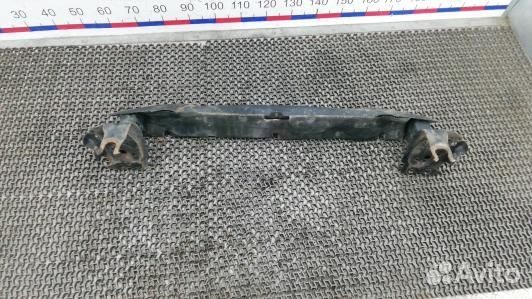 Усилитель бампера передний (кронштейн) volkswagen