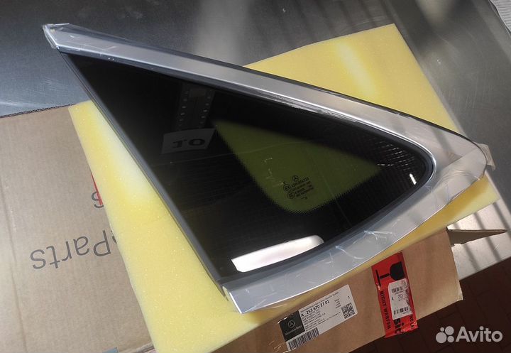 Стекло боковое слева MB GLC Coupe W253