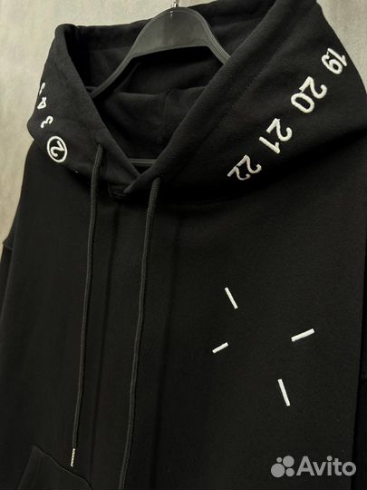 Худи Maison Margiela черное оверсайз (хит 2024)