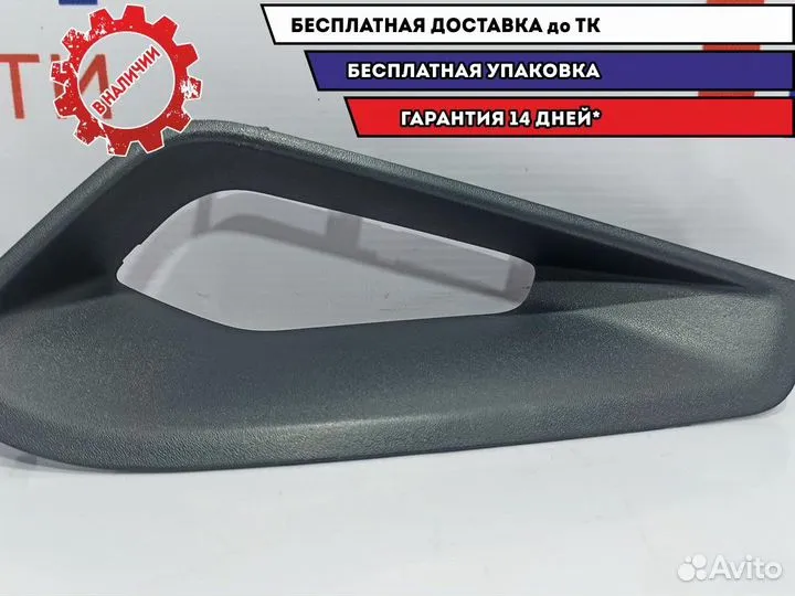 Накладка на консоль левая Volkswagen Jetta 1K0864375