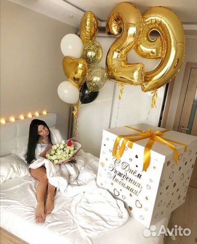 Коробка сюрприз с воздушными шарами