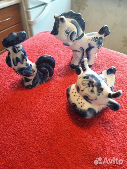 Коллекционные фигурки гжель