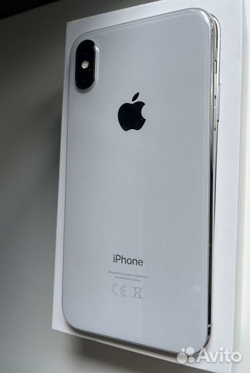 iPhone X, 64 ГБ