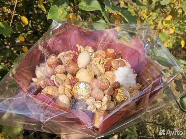 Букеты из сухофруктов, орехов