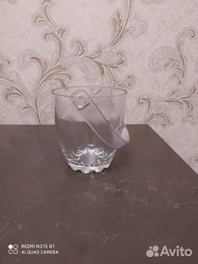 Новые бокалы, стаканы, ведёрко для льда