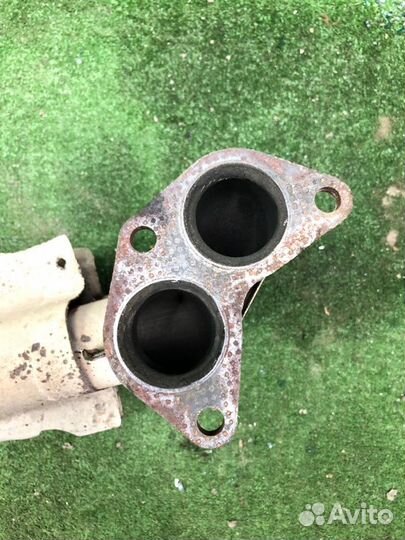 Б/У коллектор выпускной В хорошем состоянии