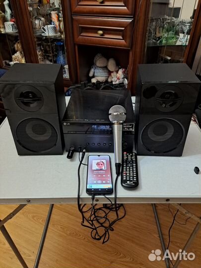 Муз центр LG Hi-Fi.полный фарш.флешка.звук бомба