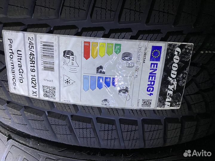 Goodyear UltraGrip Performance+ 245/45 R19